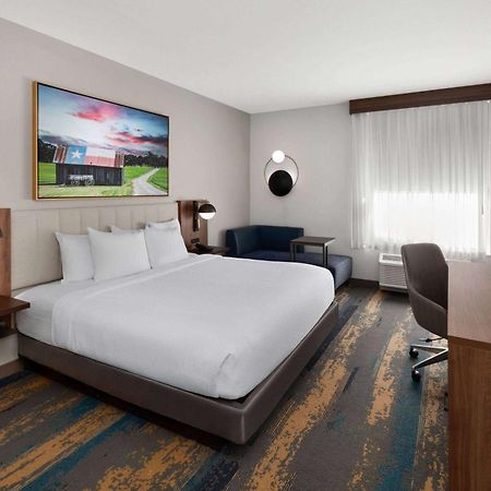 La Quinta Inn & Suites By Wyndham San Antonio At The Rim Luaran gambar